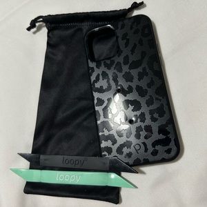 Black Leopard Loopy Case IPhone 12
